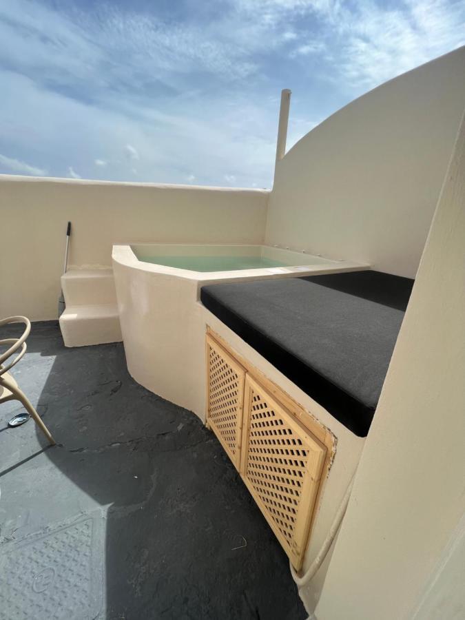 Blackrock Suites Karterados  Dış mekan fotoğraf